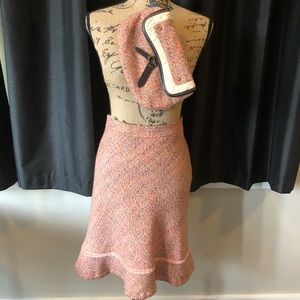 [GAP] Tweed skirt WITH matching wristlet!
